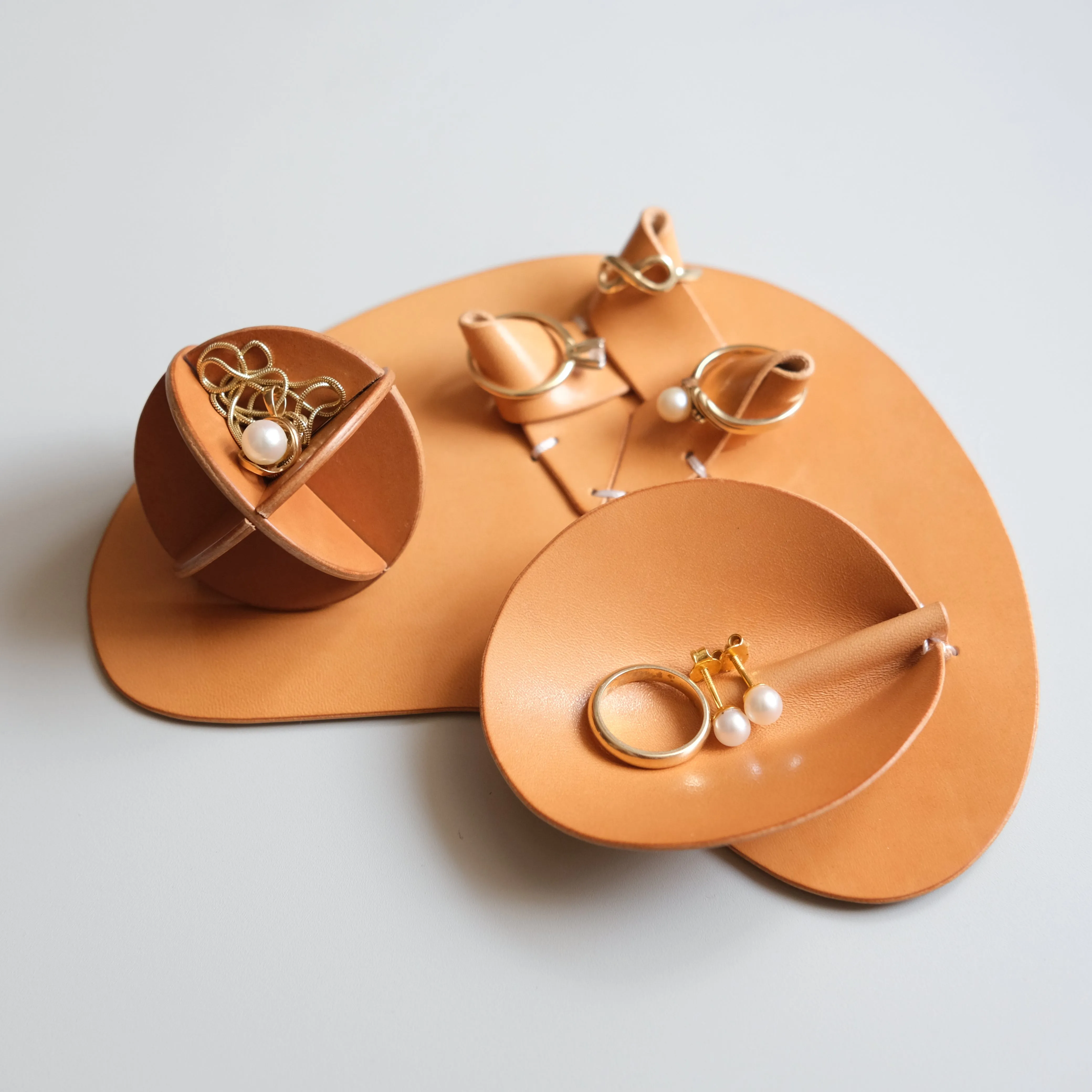 DS-016 The Corals Jewelry Tray Digital Pattern