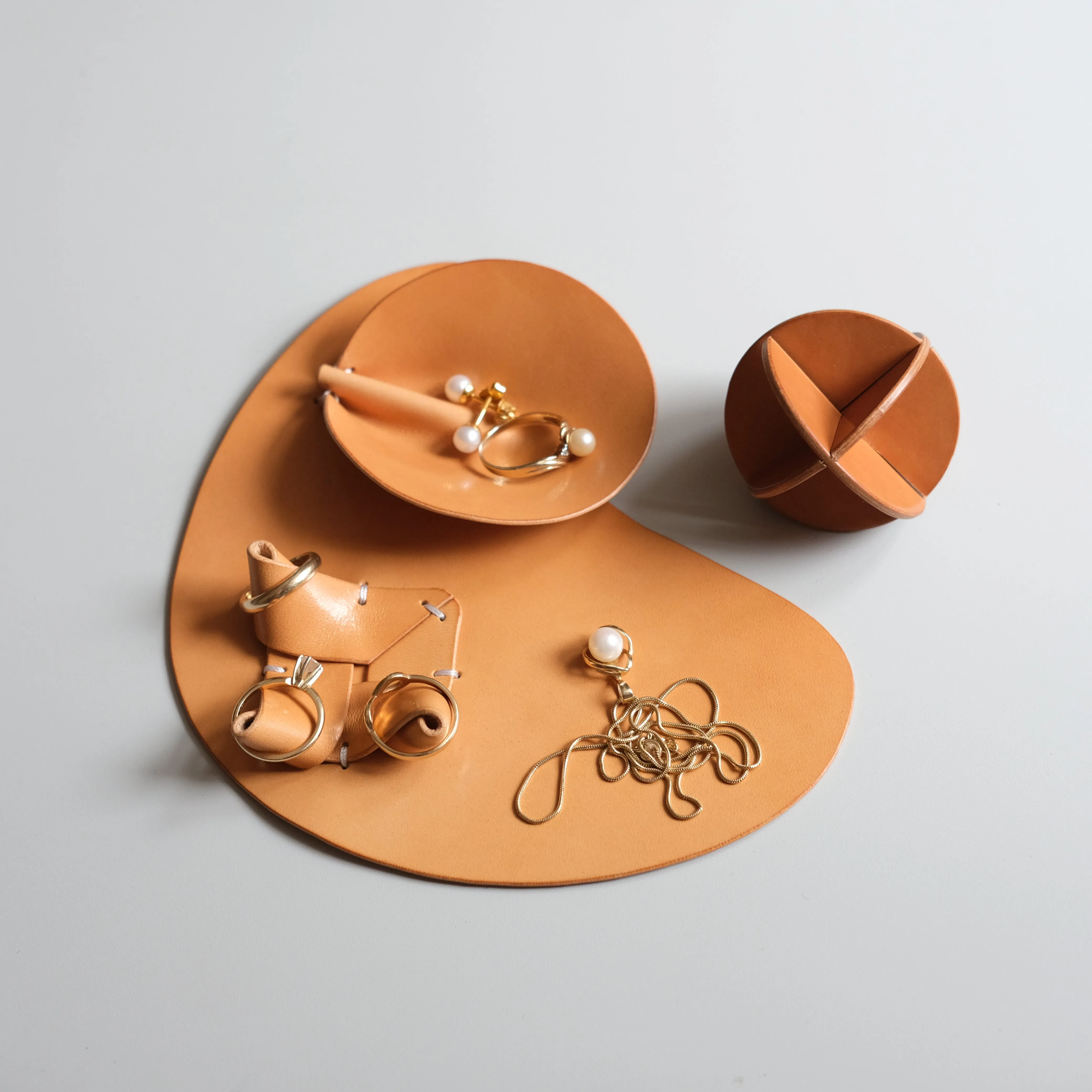 DS-016 The Corals Jewelry Tray Digital Pattern